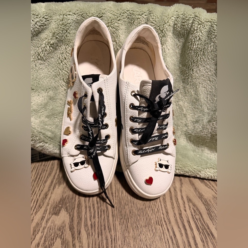Karl Lagerfeld Cate Pin Logo Sneaker